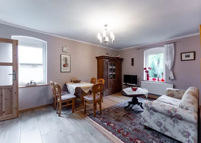 Çiftlik konaklama Ziemia Obiecana Nielestno